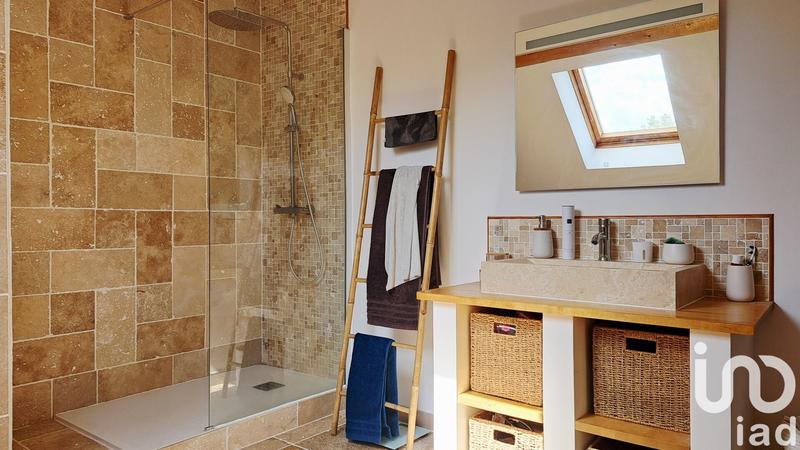 Maison - 180 m² - 7 pièces