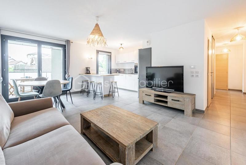 Appartement - 65 m² - 3 pièces