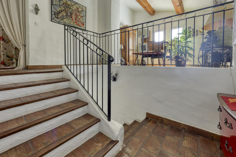 Propriété - 240 m² - 7 pièces