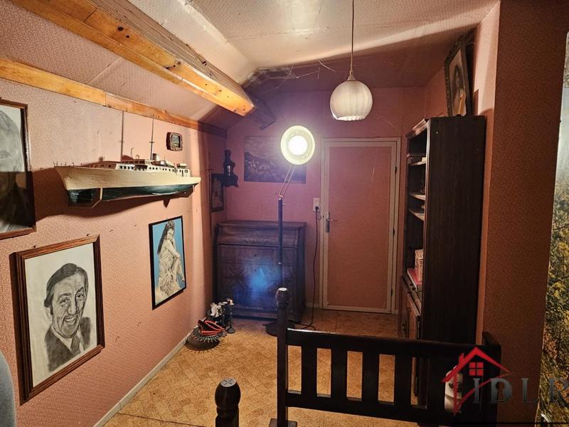 Maison - 102 m² - 6 pièces