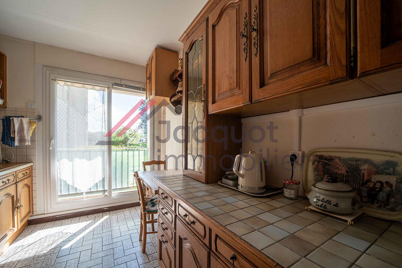 Appartement - 79 m² - 3 pièces