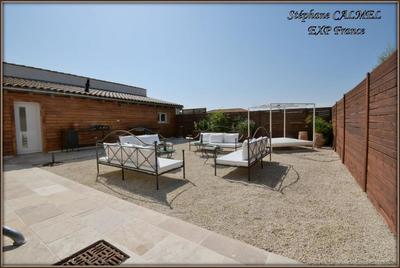 Maison - 291 m² - 9 pièces