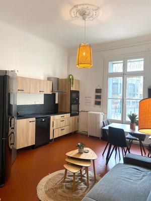 Appartement - 141 m² - 7 pièces