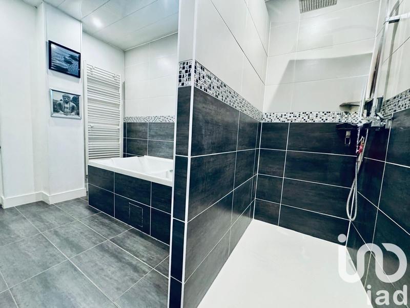 Maison - 104 m² - 5 pièces