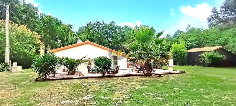 Maison - 88 m² - 4 pièces