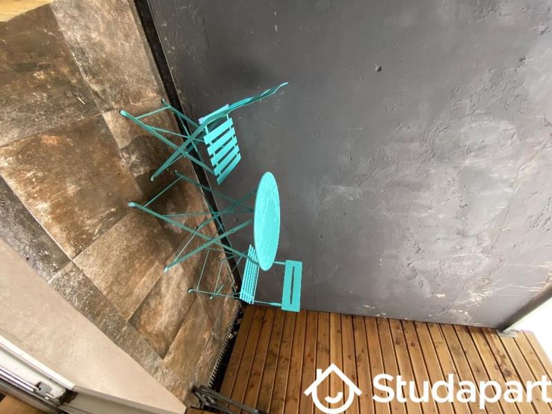 Chambre - 9 m² - 1 pièce