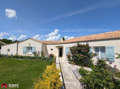 Maison - 150 m² - 8 pièces