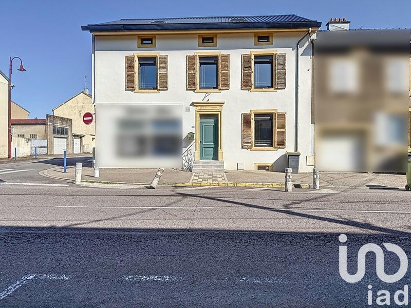 Maison - 207 m² - 8 pièces