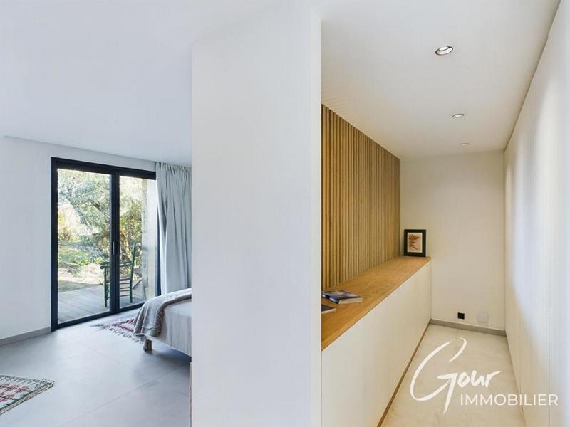 Villa - 370 m² - 7 pièces