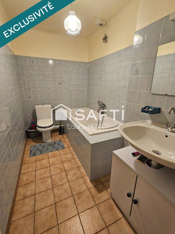 Maison - 215 m² - 7 pièces