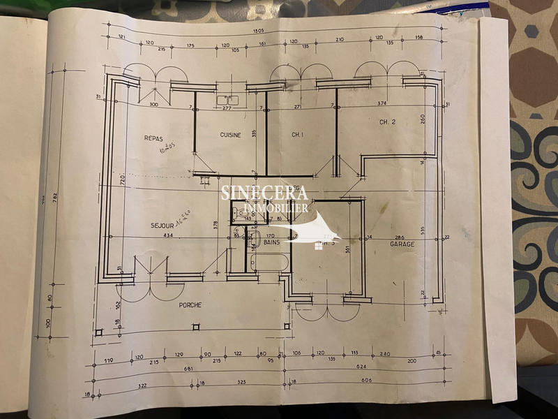 Maison - 90 m² - 4 pièces