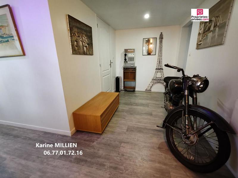 Maison - 400 m² - 13 pièces