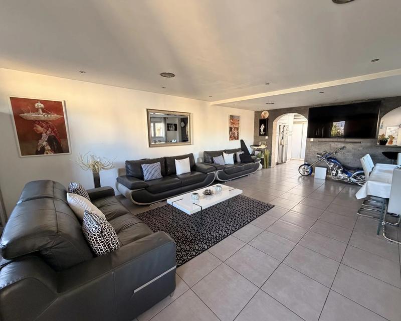 Maison - 107 m² - 4 pièces