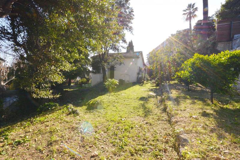 Maison - 211 m² - 6 pièces