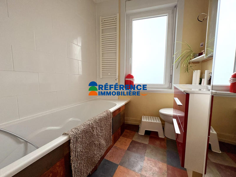 Maison - 138 m² - 5 pièces