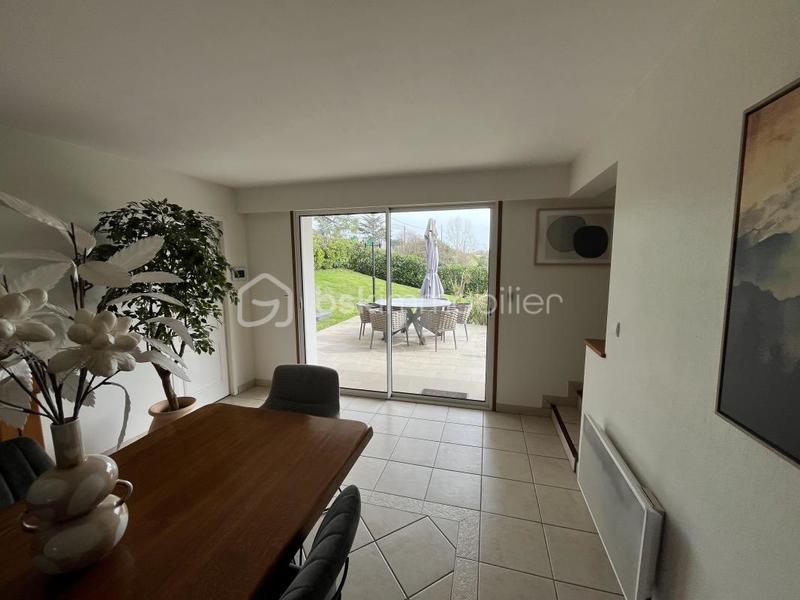 Maison - 158 m² - 6 pièces