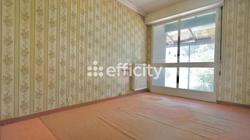 Maison - 97 m² - 5 pièces