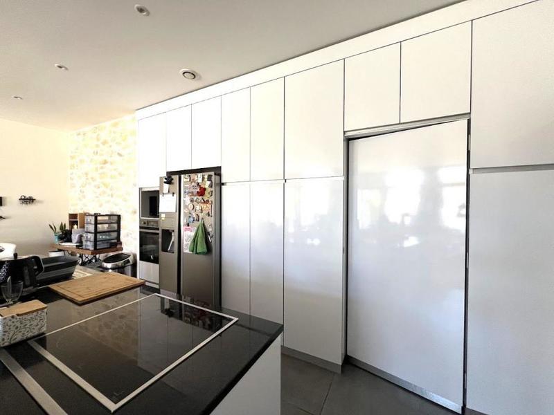 Appartement - 102 m² - 4 pièces