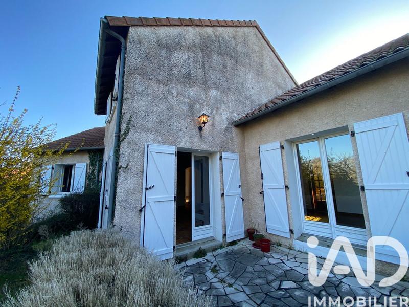 Maison - 140 m² - 7 pièces