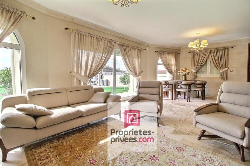 Maison - 135 m² - 5 pièces