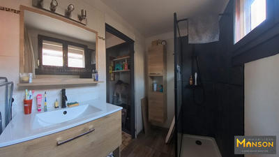 Maison - 95 m² - 5 pièces