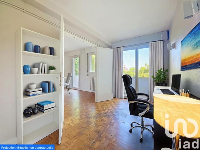 Appartement - 80 m² - 4 pièces