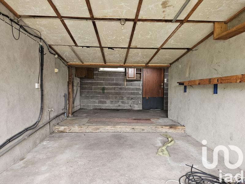 Maison - 92 m² - 6 pièces