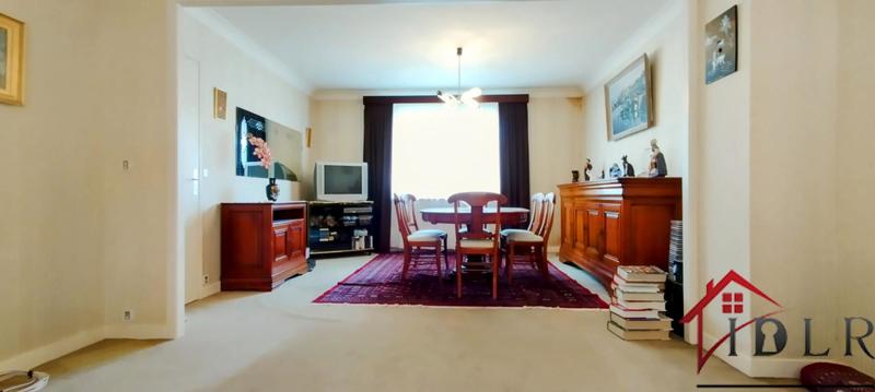 Maison - 93 m² - 5 pièces