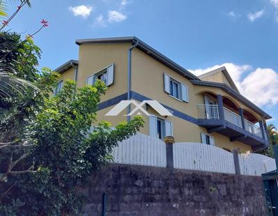 Maison - 170 m² - 6 pièces