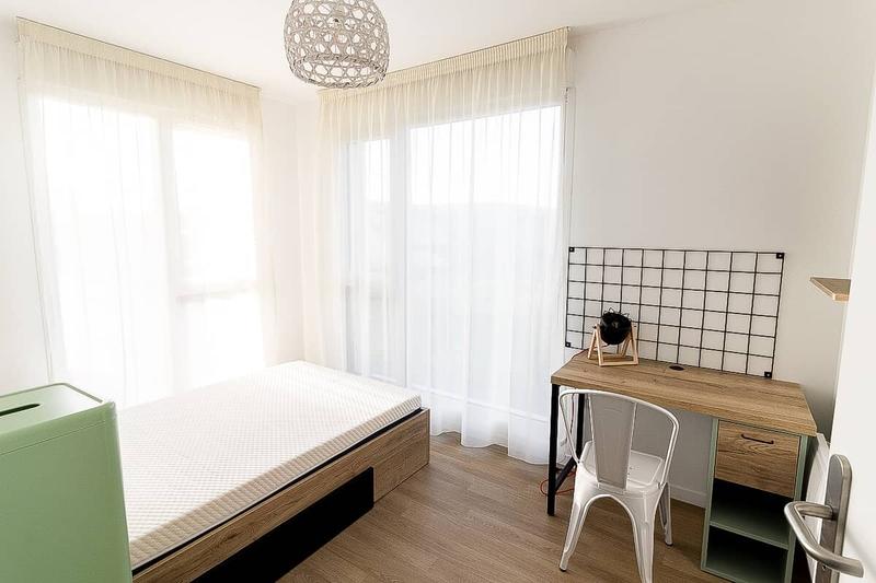 Chambre - 13 m² - 1 pièce