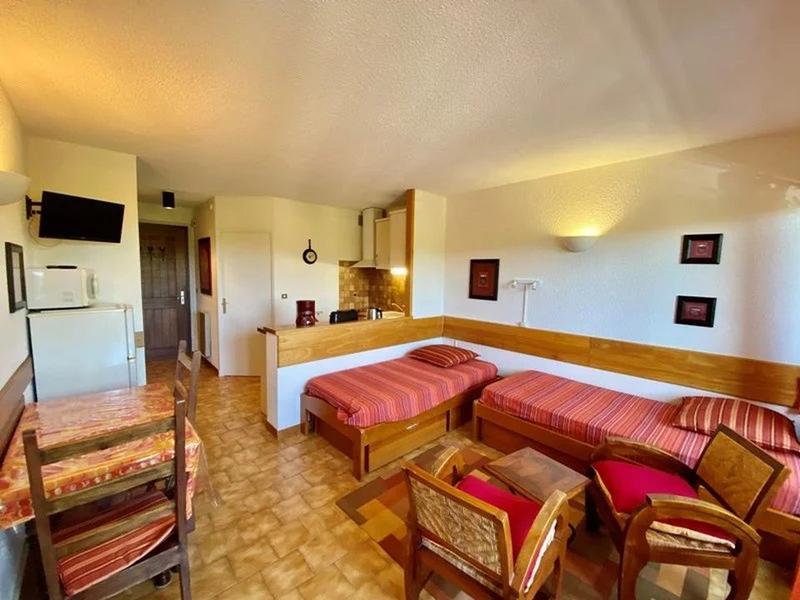 Studio - 25 m² - 1 pièce