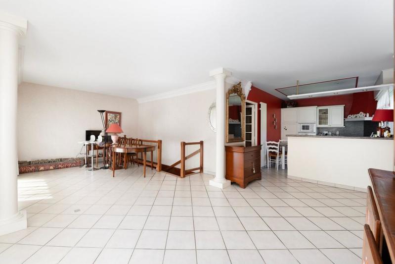 Maison - 121 m² - 4 pièces