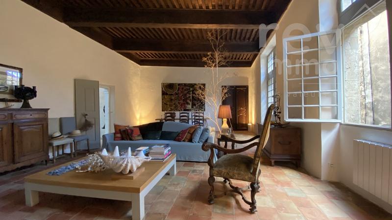 Demeure - 400 m² - 15 pièces