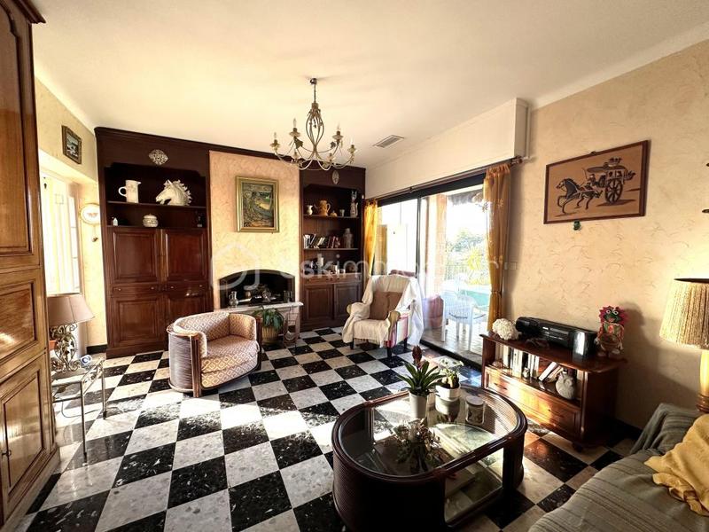 Villa - 164 m² - 6 pièces