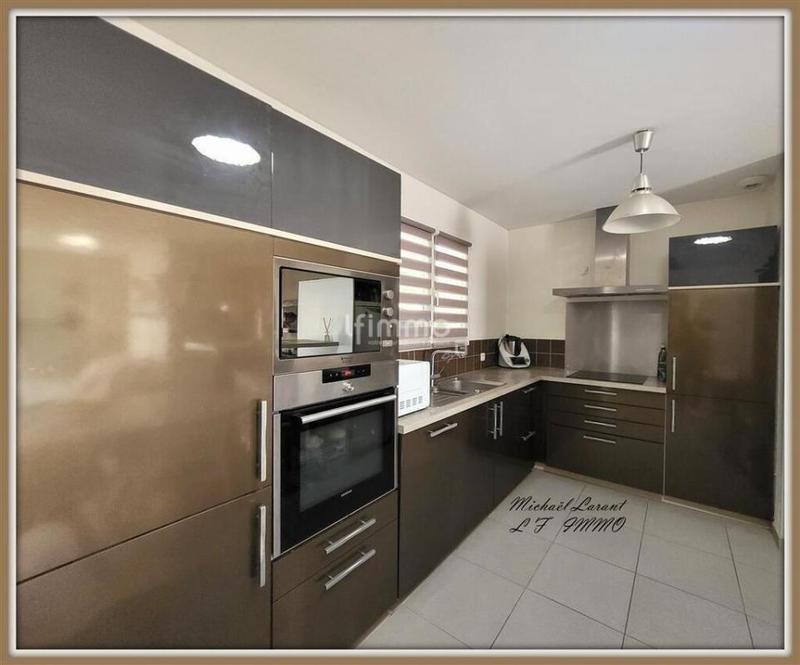 Maison - 122 m² - 5 pièces