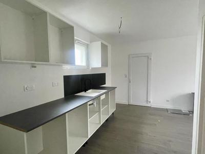 Maison - 86 m² - 4 pièces