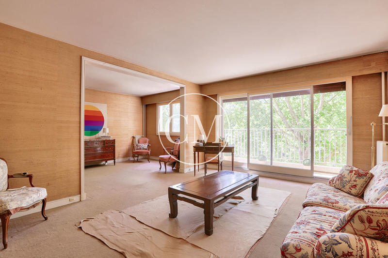 Appartement - 120 m² - 6 pièces