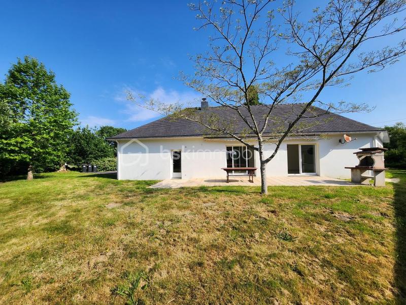 Maison traditionnelle - 155 m² - 7 pièces