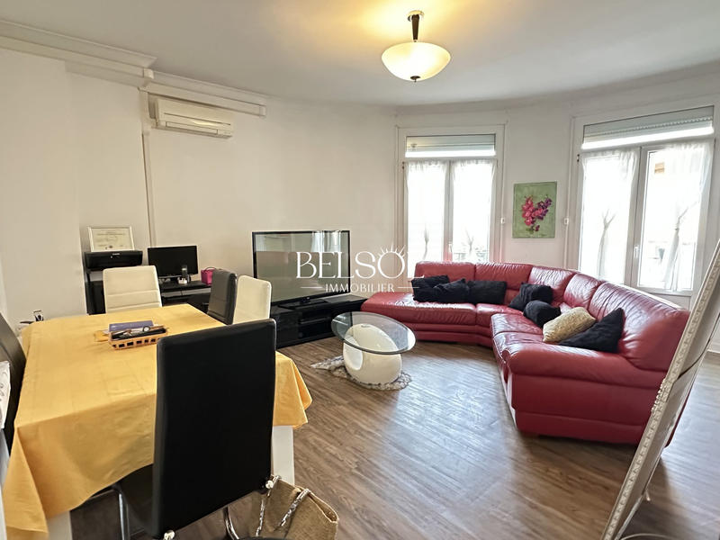 Appartement - 92 m² - 4 pièces