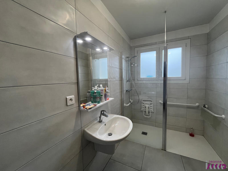 Maison - 173 m² - 7 pièces