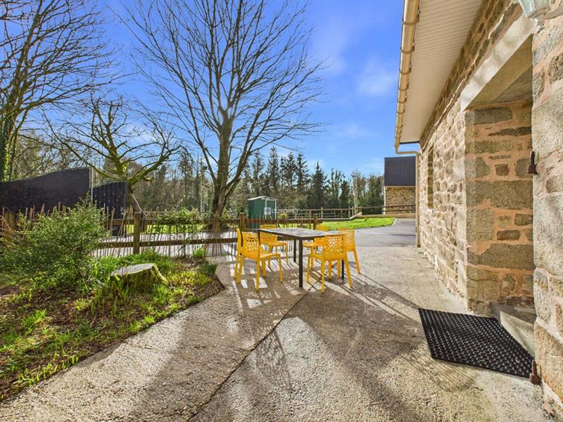 Propriété - 490 m² - 12 pièces