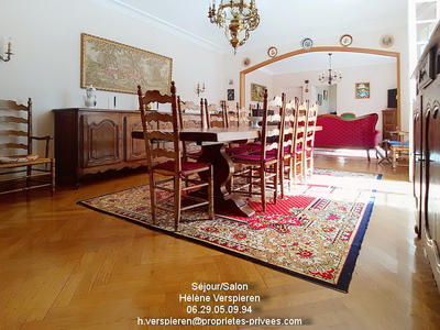 Maison - 217 m² - 10 pièces