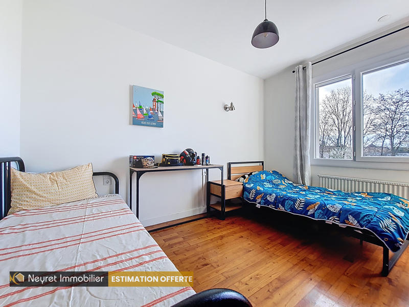 Maison - 100 m² - 5 pièces