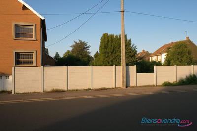 Maison - 121 m² - 9 pièces