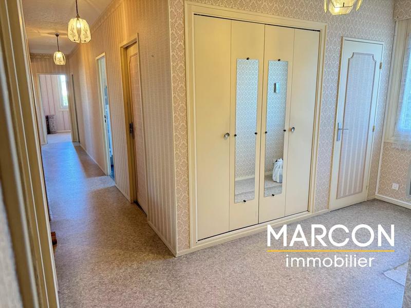 Appartement - 110 m² - 5 pièces