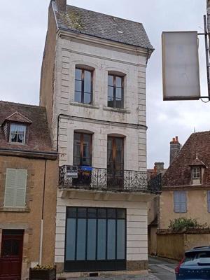 Immeuble - 111 m² - 6 pièces