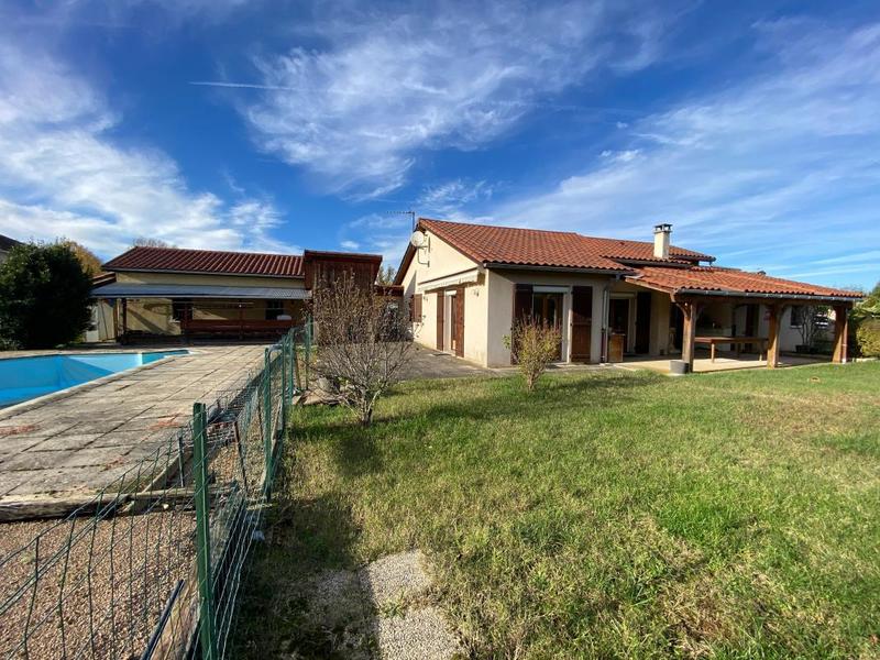 Maison - 93 m² - 4 pièces