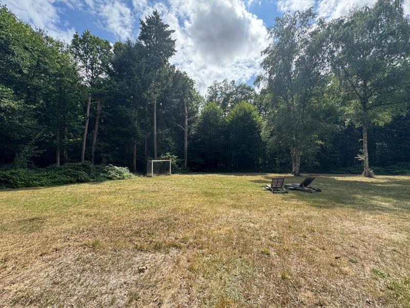 Maison - 218 m² - 9 pièces