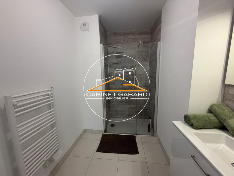 Appartement - 85 m² - 3 pièces