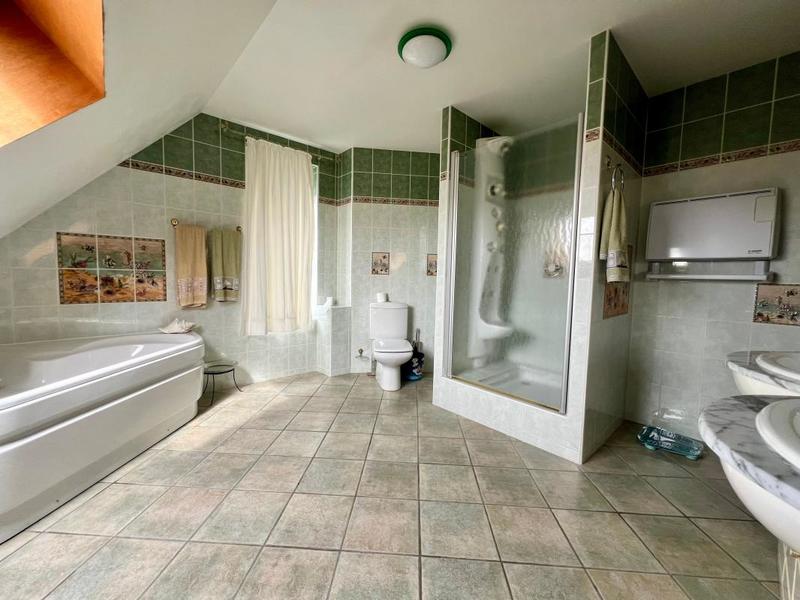 Maison - 165 m² - 5 pièces